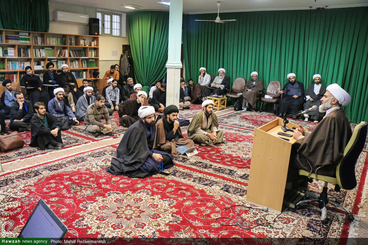 حوزههای علمیه با مدیریت آیتالله اعرافی در مسیر پیشرفت قرار دارند