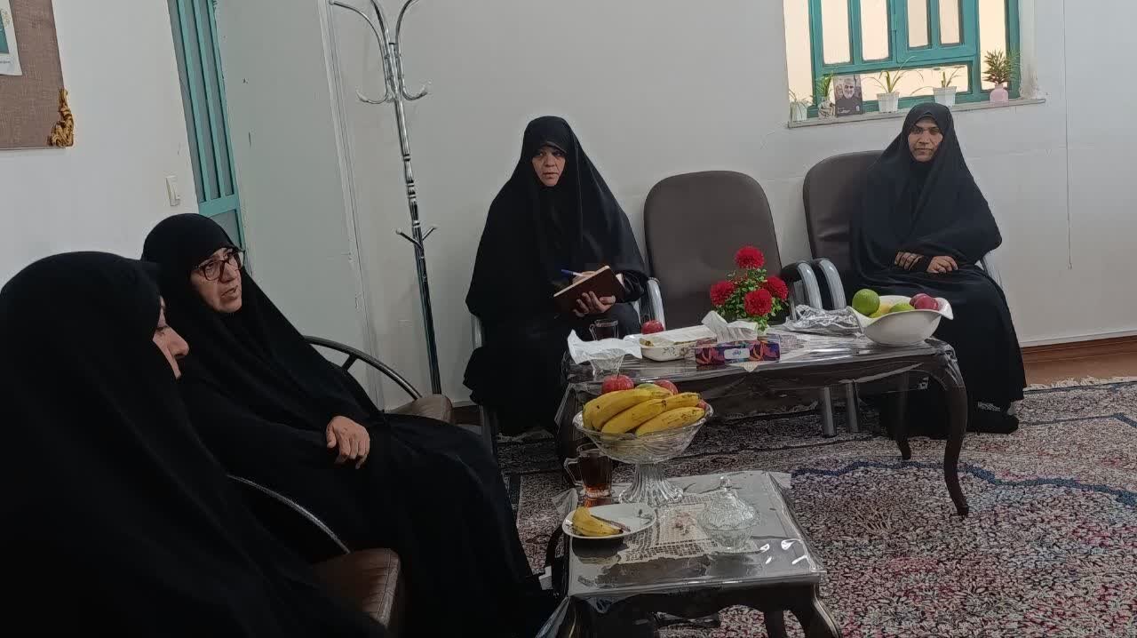 تصاویر/ حضور مدیر و معاونان حوزه علمیه خواهران استان کرمان در مدرسه علمیه فاطمه الزهرا بم