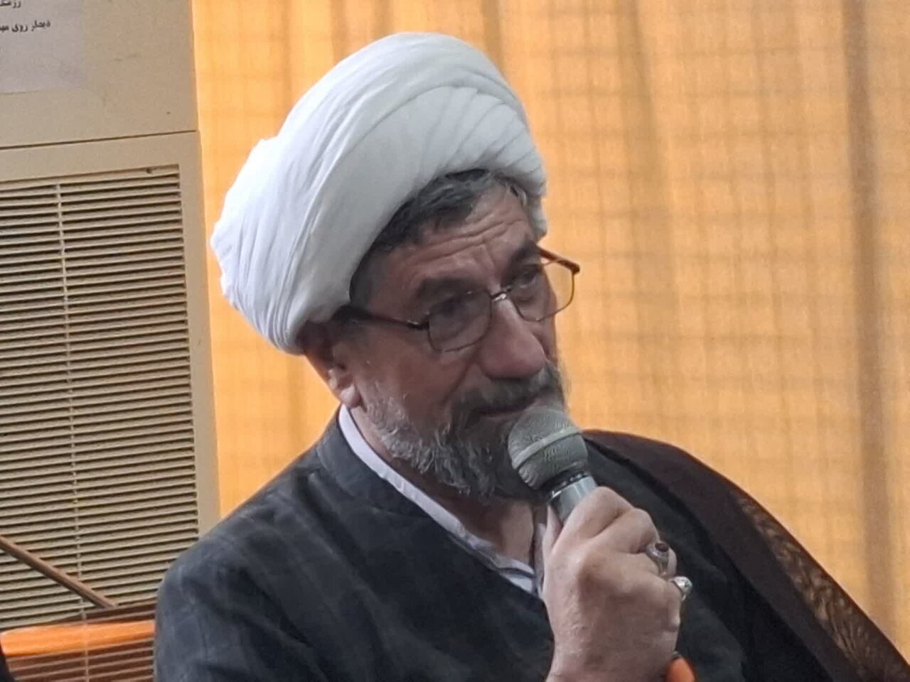 جلسات شورای زکات باید جزو مهم‌ترین جلسات شهرستان باشد