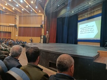 همایش منزلت نماز در شهرستان تاکستان برگزار شد