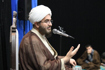 برخورداری از حسن خلق از راه‌های محشور شدن با پیامبر(ص) است