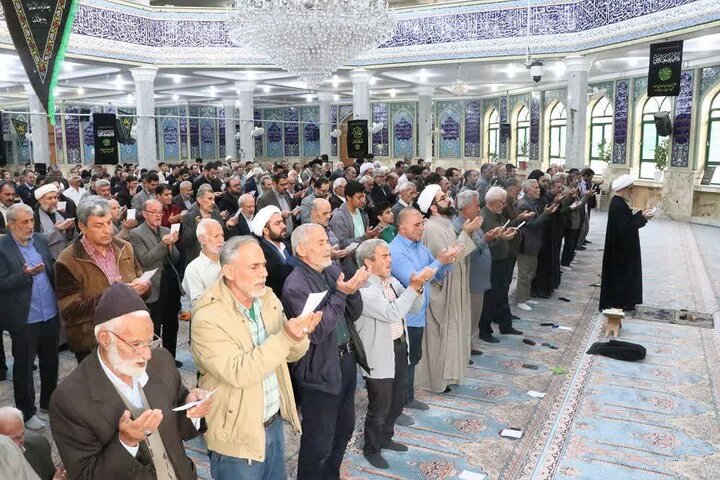 تصاویر / اقامه نماز باران در شهرهای آبیک ،تاکستان واقبالیه