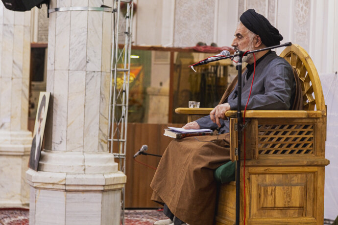 تصاویر/ درس اخلاق حجت الاسلام والمسلمین یزدان پناه در مسجد شهید مطهری