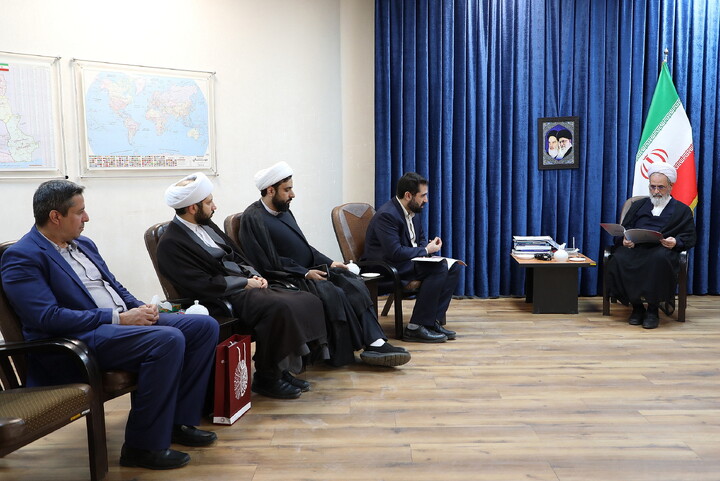 تصاویر/ دیدار دبیر شورای عالی و رئیس مرکز ملی فضای مجازی با آیت الله اعرافی