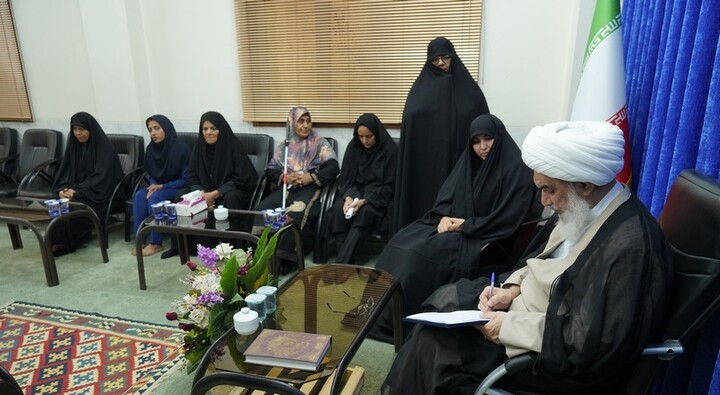 تصاویر/  ملاقات مردمی امام جمعه بوشهر