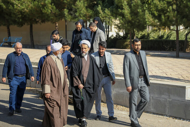 تصاویر / نشست صمیمی نماینده ولی فقیه در استان قزوین با دانشجویان دانشگاه بین المللی حضرت امام خمینی (ره) قزوین