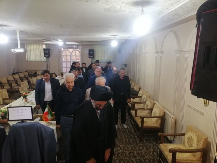 تصاویر/پنجمین جلسه شورای آموزش و پرورش با حضورنماینده ولی فقیه درکاشان