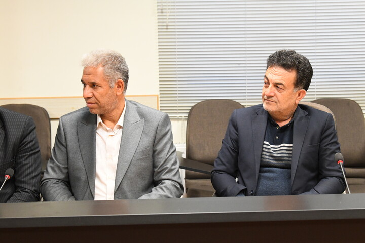 تصاویر/ دیدار نماینده ولی فقیه در اتحادیه انجمن‌های اسلامی دانش آموزان با مدیرکل و معاونین آموزش و پرورش آذربایجان غربی