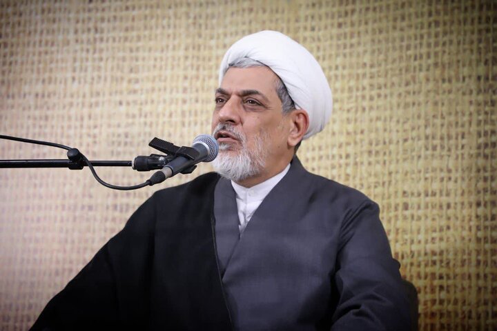 برگزاری یادواره فرماندهان شهید و ۵۸۰ شهید شهرستان ساوه
