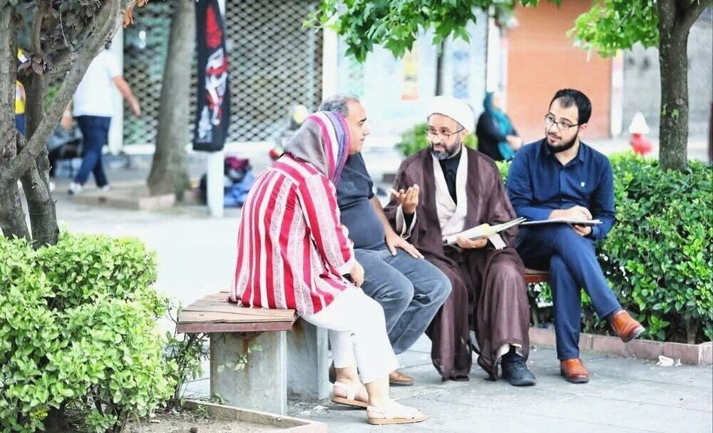 কীভাবে অন্যদের আপনার কথা শুনতে উৎসাহিত করবেন?