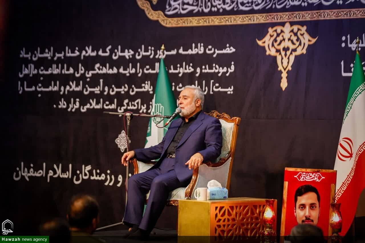 ولایت در اسلام، رکن اصلی و نقش محوری دارد