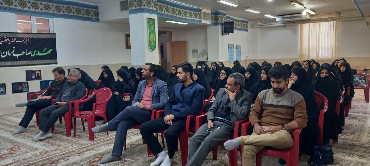 برگزاری کارگاه آموزشی مهارت پاسخگویی به شبهات نوجوانان در نائین