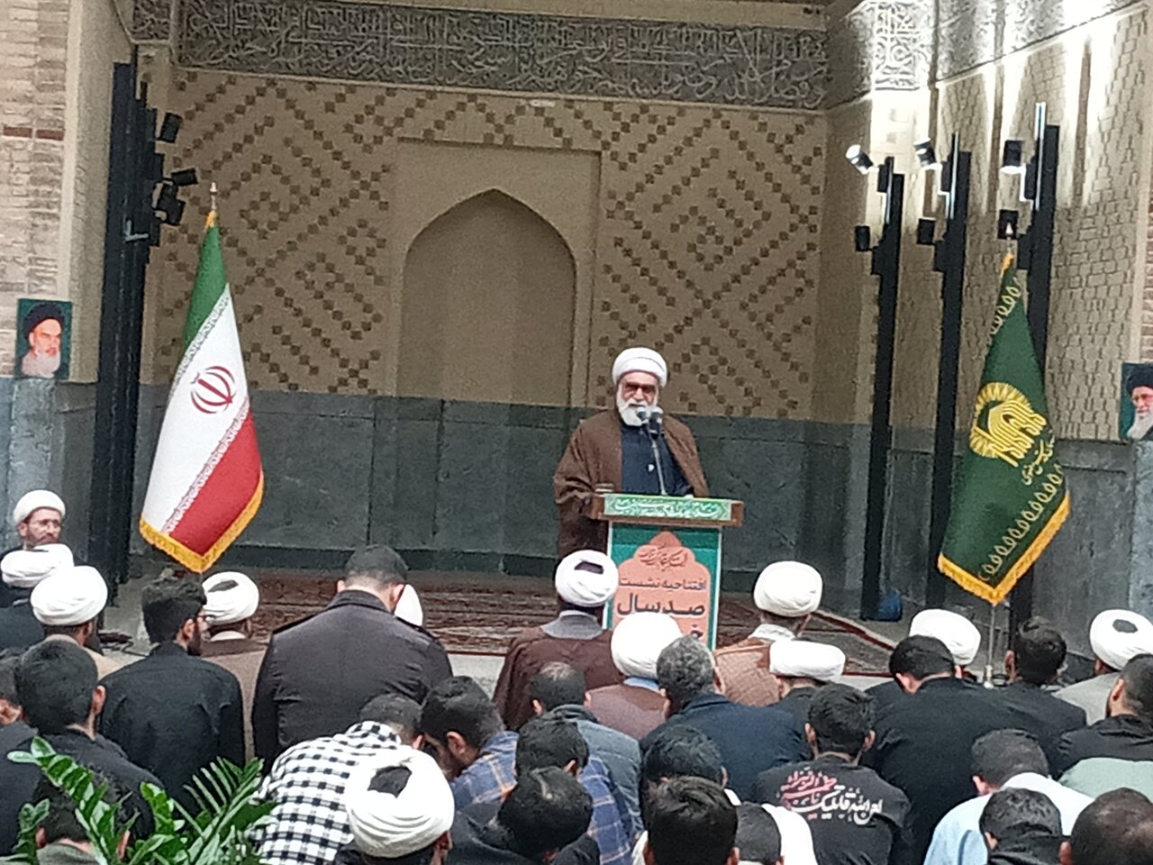 خدمت‌رسانی طلاب، جلوه‌ای از تبلیغ عملی دین و تحقق جهاد تبیین است