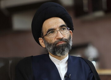 تأسیس و توسعه حوزه‌های علمیه خواهران از برکات انقلاب اسلامی است