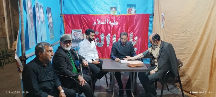 تصاویر/ برگزاری نمایشگاه در حاشیه یادواره شهدای ساوه