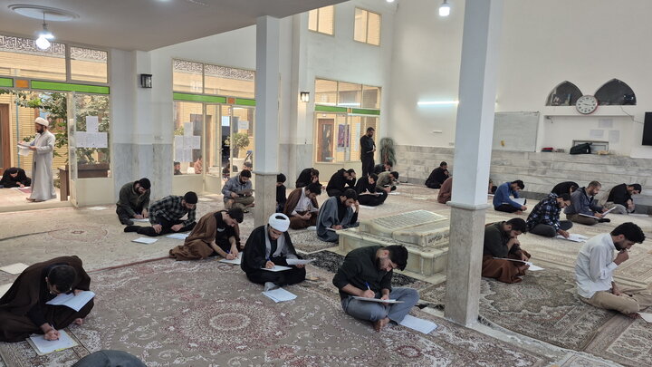 تصاویر/ مرحله استانی المپیاد طلاب مدرسه علمیه باب العلم اسلامی کاشان