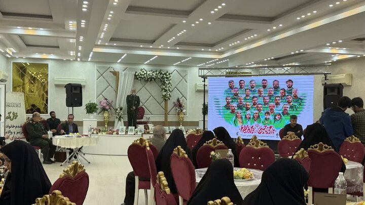 تصاویر/همایش تکریم از  انواده های شهدای اقتدار شهرستان کاشان
