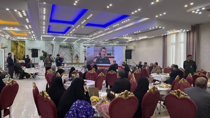 تصاویر/همایش تکریم از  انواده های شهدای اقتدار شهرستان کاشان