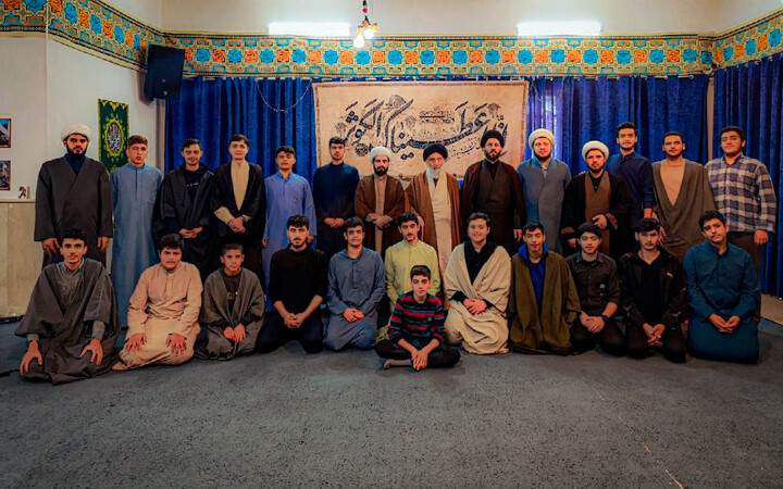 تصاویر/بازدید مدیر حوزه علمیه همدان از مدرسه علمیه امیرالمؤمنین(ع) قروه‌درگزین