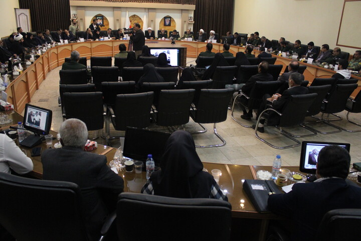 تصاویر/جلسه شورای سیاست‌گذاری کنگره ملی ۷۰۰۰ شهید استان کرمان