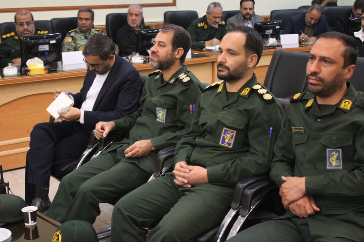 تصاویر/جلسه شورای سیاست‌گذاری کنگره ملی ۷۰۰۰ شهید استان کرمان