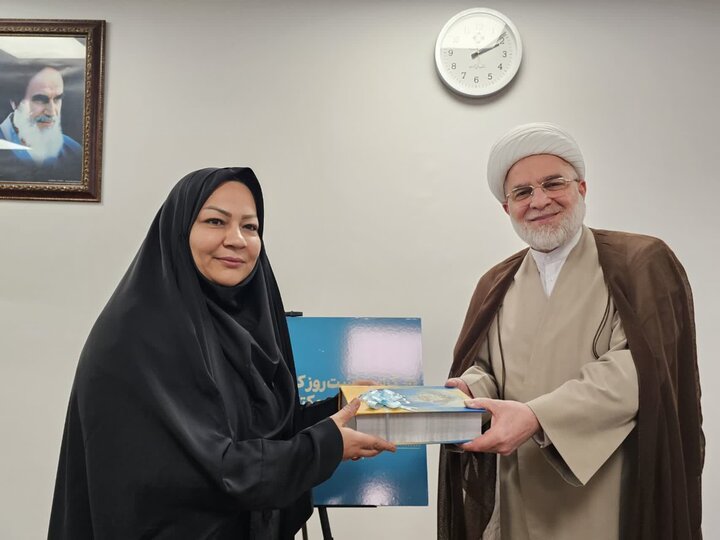 تصاویر/دیدار مدیرکل و معاونان اداره‌کل کتابخانه‌های عمومی کردستان با حجت‌الاسلام‌والمسلمین پورذهبی