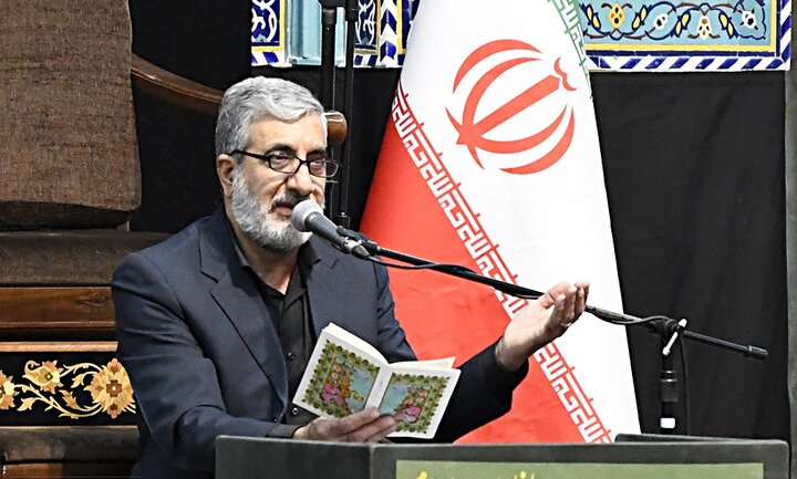 تصاویر/ جلسه تحکیم خانواده و قرائت دعای توسل در حرم حضرت عبدالعظیم(ع)