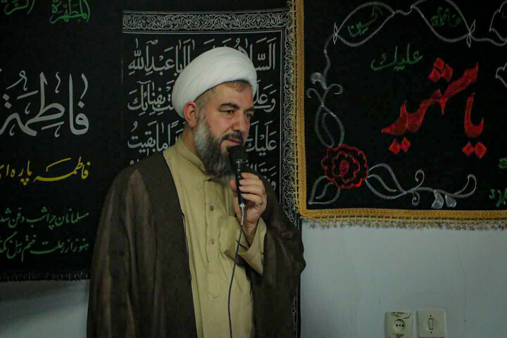 مراسم عزاداری حضرت زهرا(س) در منزل مدیر حوزه علمیه استان همدان