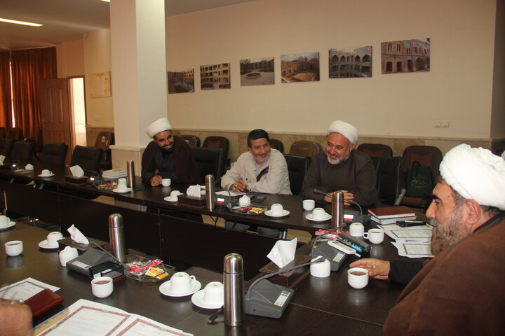 تصاویر / تفاهم نامه همکاری حوزه علمیه استان قزوین با نهاد رهبری دردانشگاه های استان قزوین