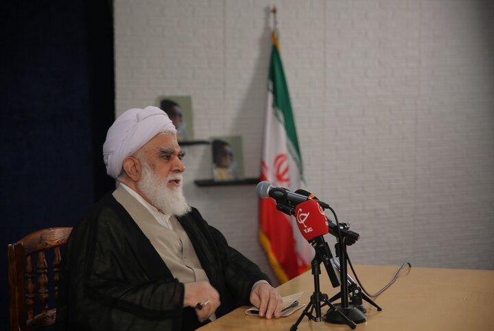 تصاویر/ آیین رونمایی از مستند وکیل در حسینیه هنر