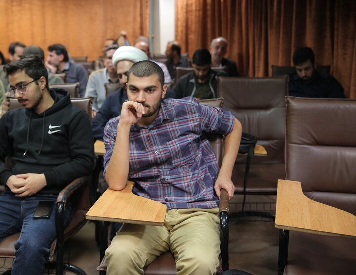 تصاویر/ آیین رونمایی از مستند وکیل در حسینیه هنر