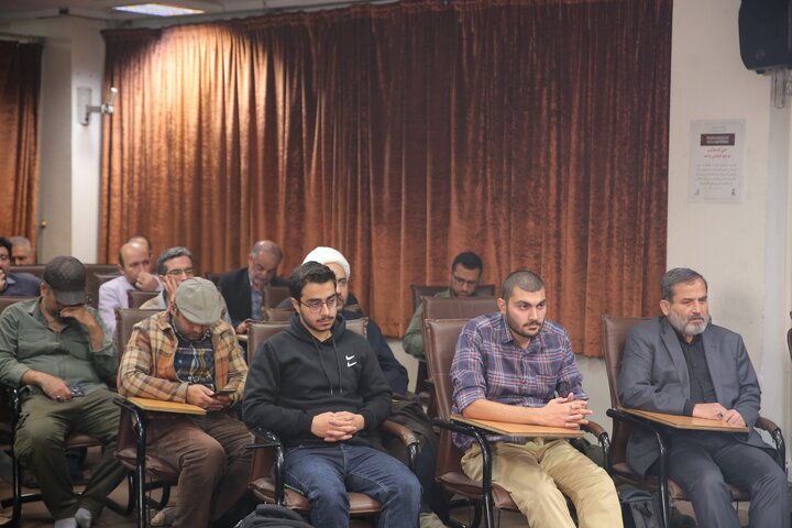 تصاویر/ آیین رونمایی از مستند وکیل در حسینیه هنر