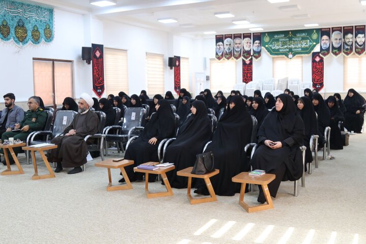 تصاویر/ حضور فرمانده سپاه استان بوشهر در اجلاسیه مدیران و معاونین حوزه علمیه خواهران استان بوشهر