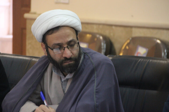 تصاویر / نشست هماهنگی برنامه های جشنواره فرهنگی و ورزشی طلاب حوزه علمیه استان با حضور مدیر حوزه علمیه قزوین