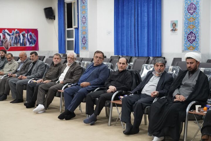 تصاویر/برگزاری نشست مسائل فرهنگی و اجتماعی لرستان