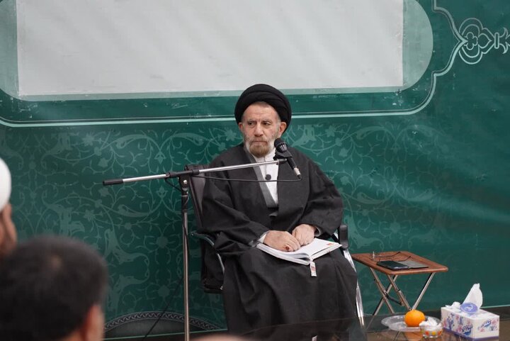 تصاویر/برگزاری نشست مسائل فرهنگی و اجتماعی لرستان