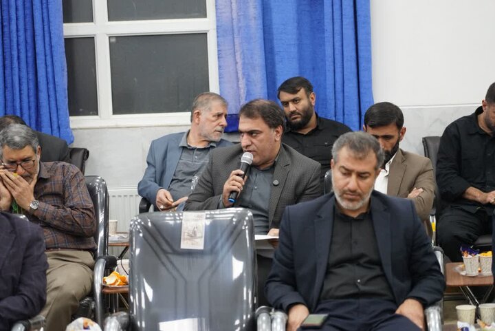 تصاویر/برگزاری نشست مسائل فرهنگی و اجتماعی لرستان