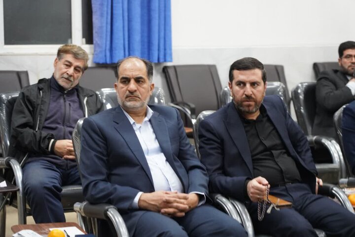 تصاویر/برگزاری نشست مسائل فرهنگی و اجتماعی لرستان