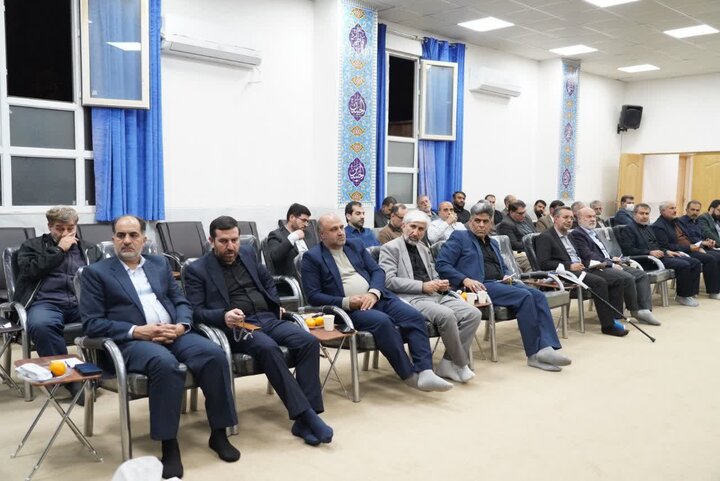 تصاویر/برگزاری نشست مسائل فرهنگی و اجتماعی لرستان