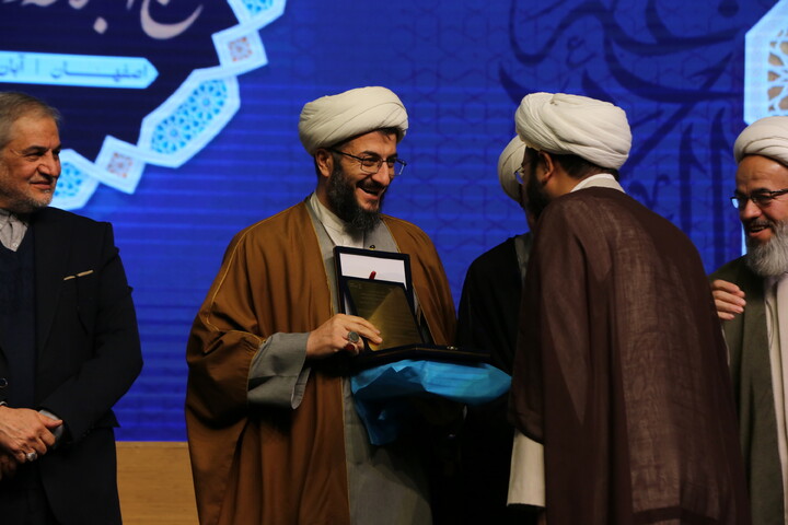 تصاویر/  اختتامیه چهارمین کنگره بین‌المللی «راه نجات: نهج‌البلاغه و حکمرانی علوی»_ ۲