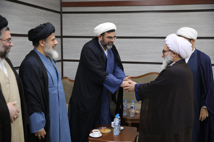 تصاویر/استقبال از آیت الله اعرافی