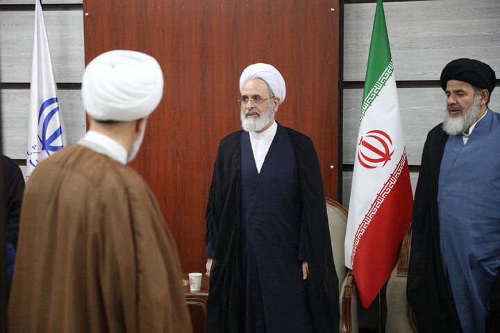 تصاویر/استقبال از آیت الله اعرافی