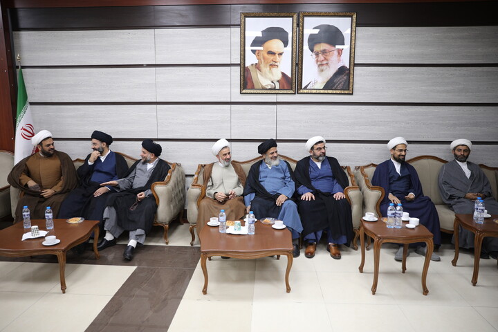 تصاویر/استقبال از آیت الله اعرافی