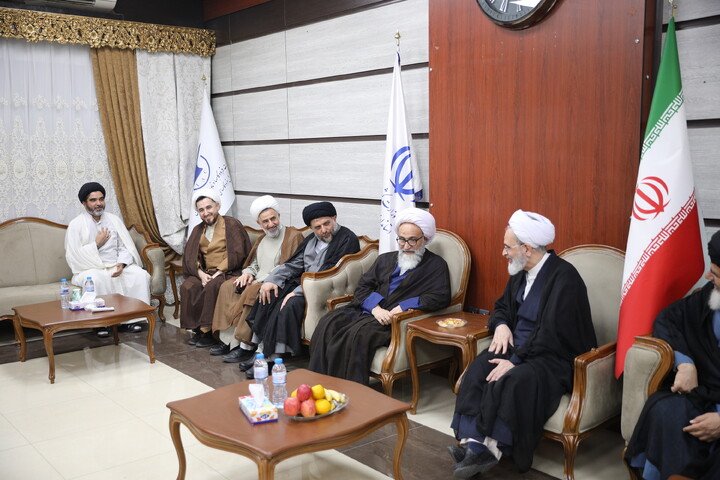 تصاویر/استقبال از آیت الله اعرافی