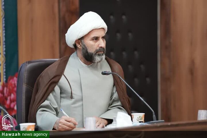 انقلاب اسلامی بر پایه اصول و مبانی فرهنگ اسلامی بنیانگذاری شده است