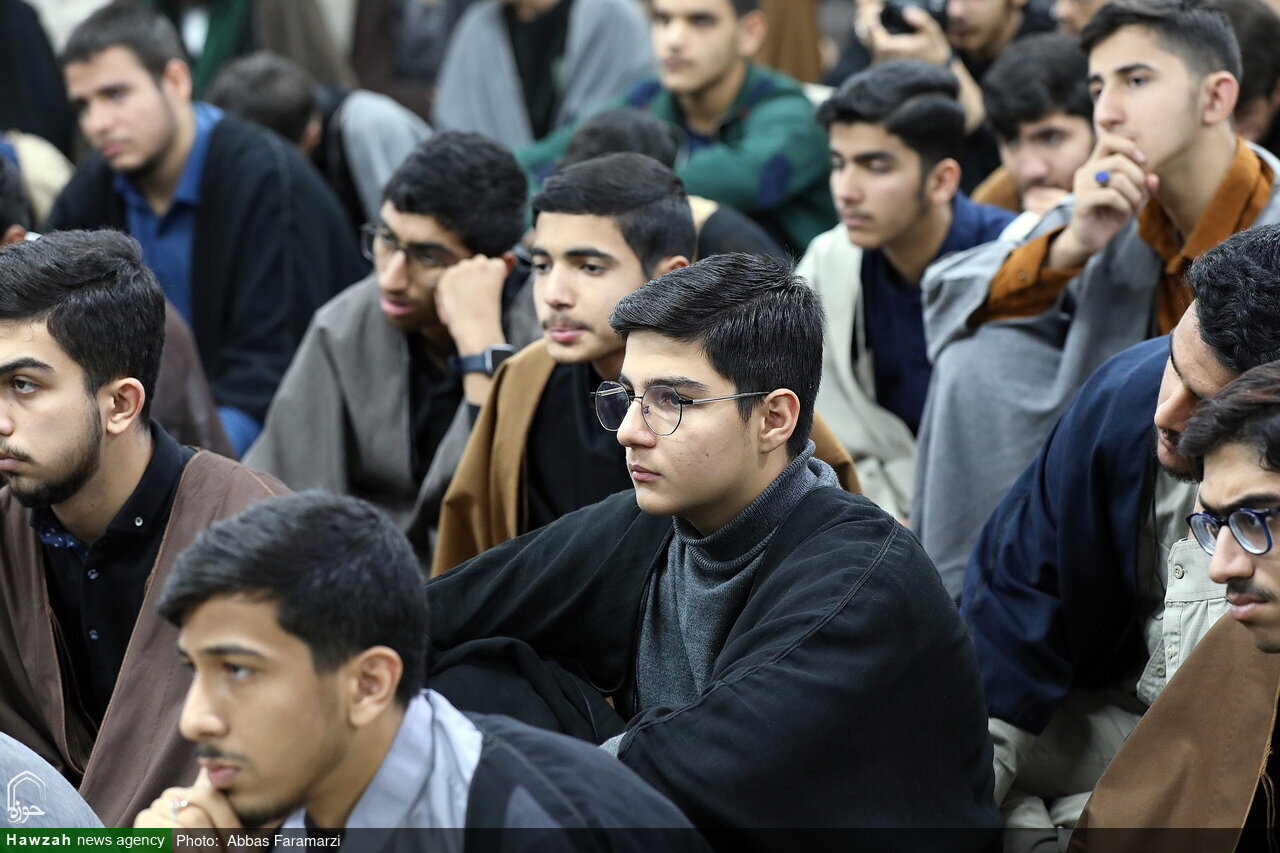 آية اللّه الأعرافيّ يعلن إعداد أكثر من (400) فرعٍ وتخصّصٍ علميٍّ جديدَين في الحوزات العلميّة