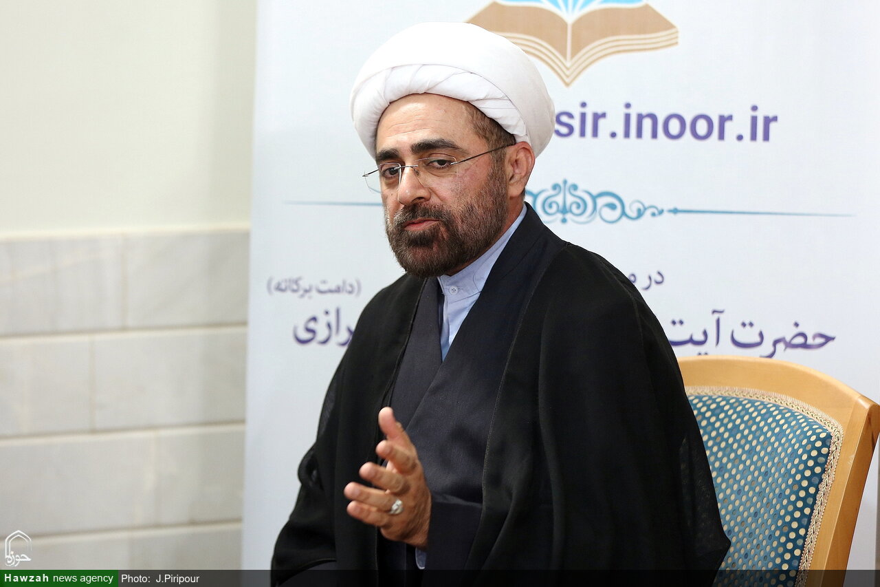 تصاویر/ رونمایی از سامانه هوشمند «گفت‌وگو با تفاسیر»