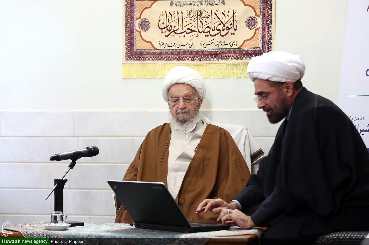 تصاویر/ رونمایی از سامانه هوشمند «گفت‌وگو با تفاسیر»