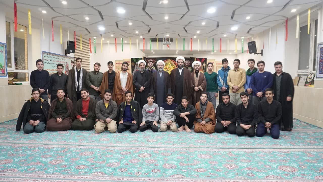 بررسی امور تهذیبی و تربیتی مدارس علمیه اردکان و میبد