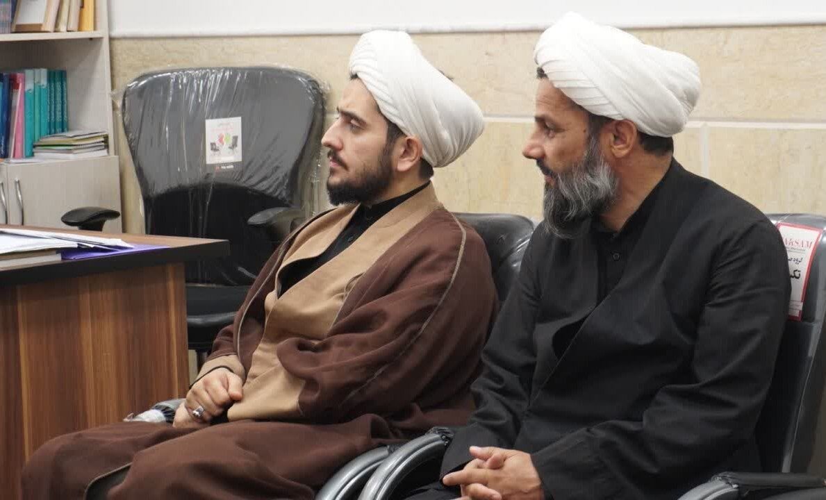 بررسی امور تهذیبی و تربیتی مدارس علمیه اردکان و میبد